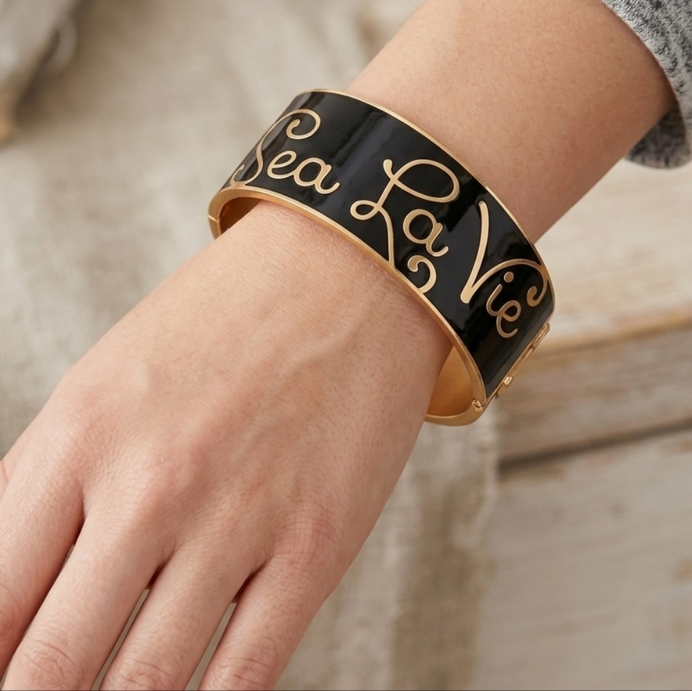 Spartina 449 Elegant Navy‎ and Gold Script Bangle